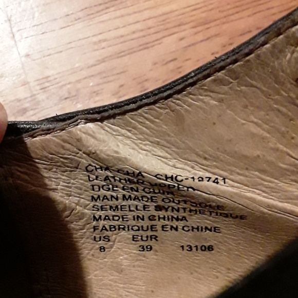 Taos brown wing tip granny style shoes. - Picture 6 of 6